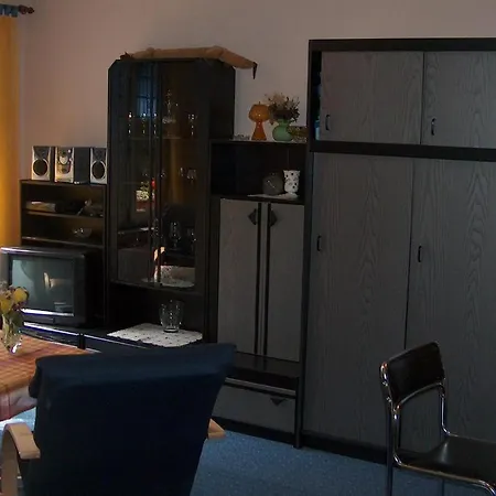 Amazing In Auerbach With 1 Bedrooms And Wifi
