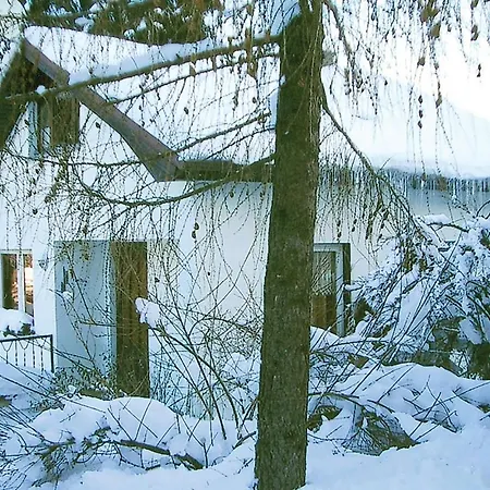 Amazing In Auerbach With 1 Bedrooms And Wifi *