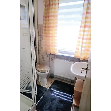 Amazing In Auerbach With 1 Bedrooms And Wifi *